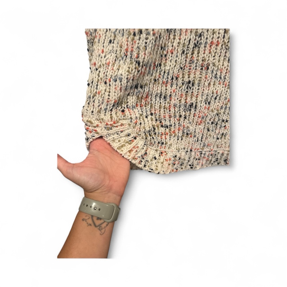 Jessica Simpson Cozy Multicolor Knit Sweater - Picture 2 of 4